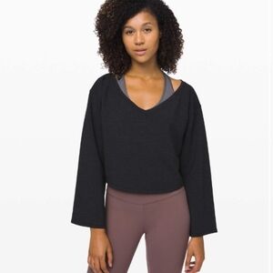 Lululemon Show Your Depth Dark Heathered Gray Flare Bell Sleeve Crop Top Medium